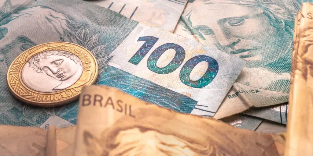 Deputados da Assembleia Legislativa do Estado de São Paulo (SP) aprovaram um novo salário mínimo.